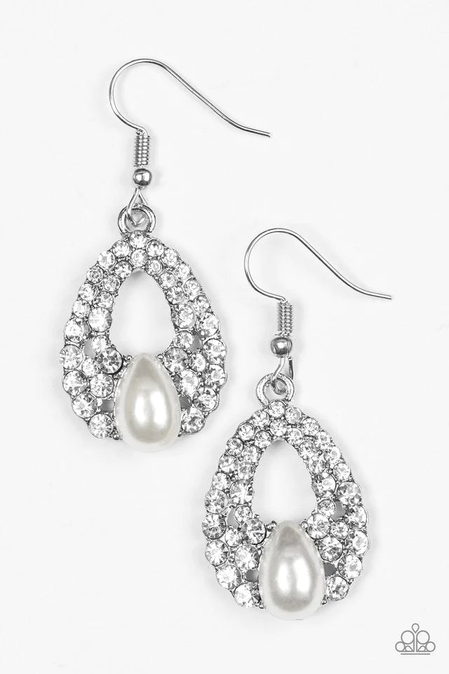 Paparazzi Earring ~ Share The Wealth - White