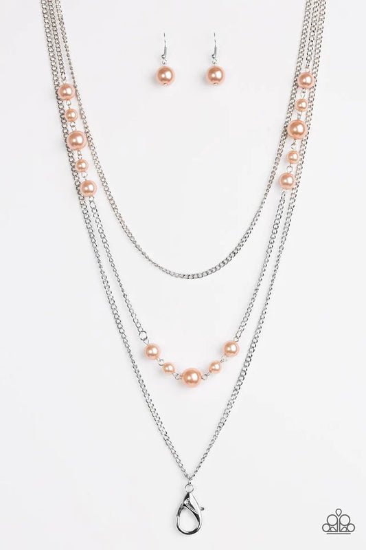 Collar Paparazzi ~ Diva Dilemma - Marrón