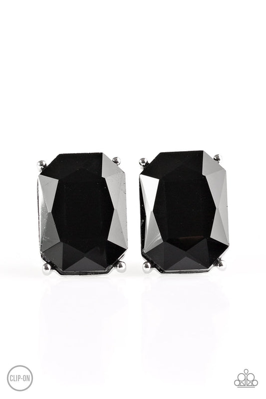 Pendiente Paparazzi ~ Opera House Hustle - Clip negro