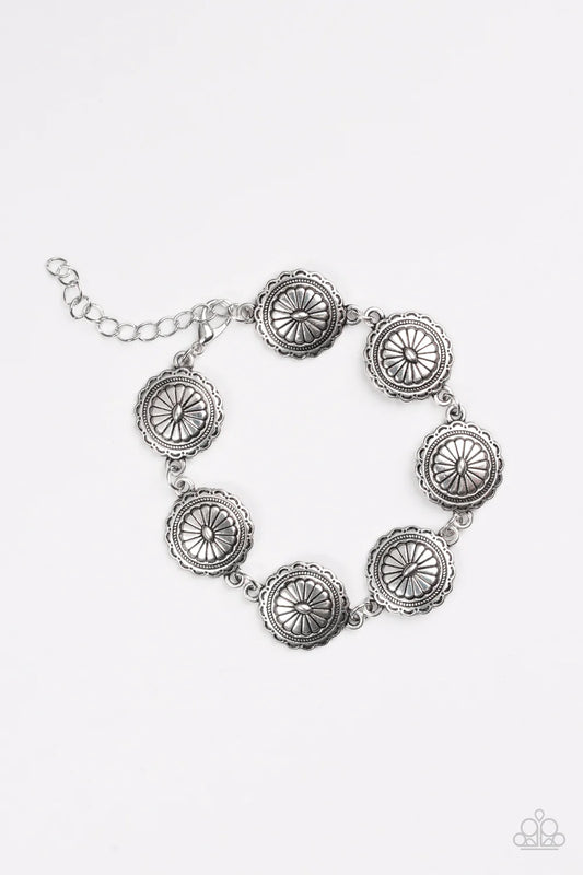 Pulsera Paparazzi ~ Prairie Posh - Plata