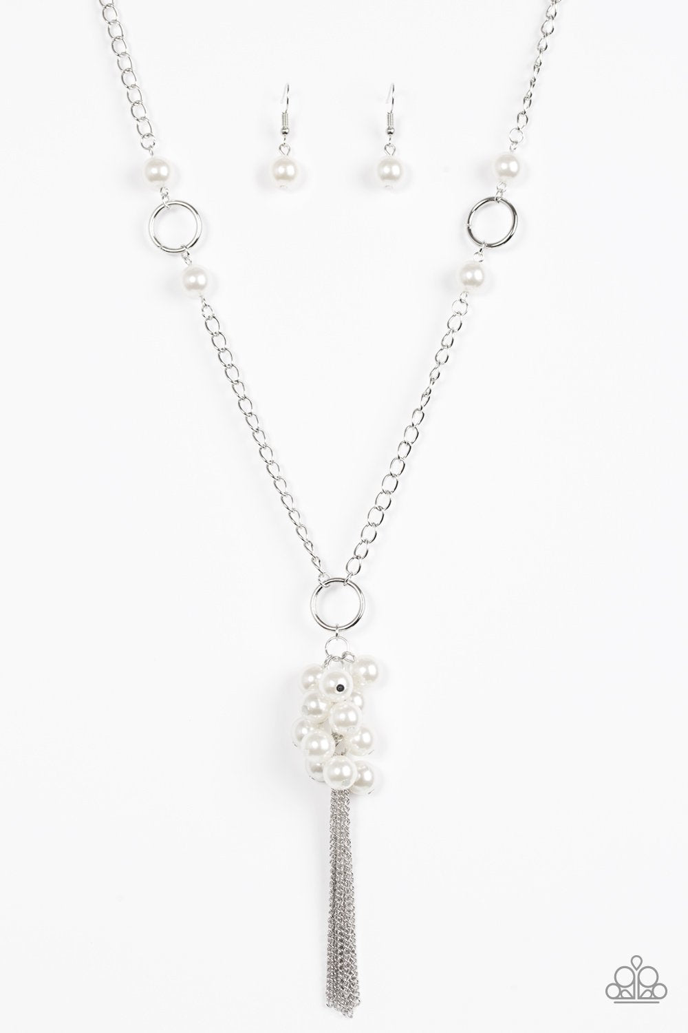 Paparazzi Necklace ~ Hit The Runway - White