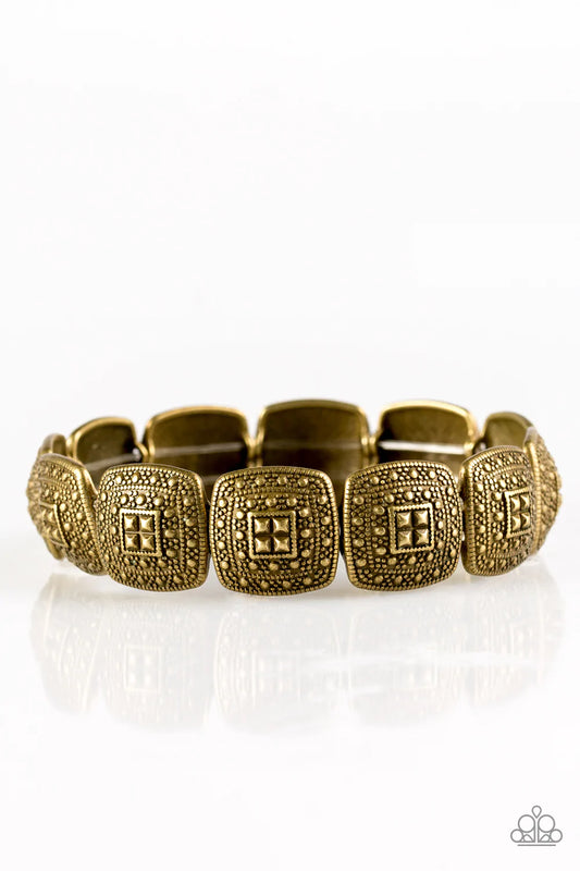 Paparazzi Bracelet ~ Radiantly Riviera - Brass