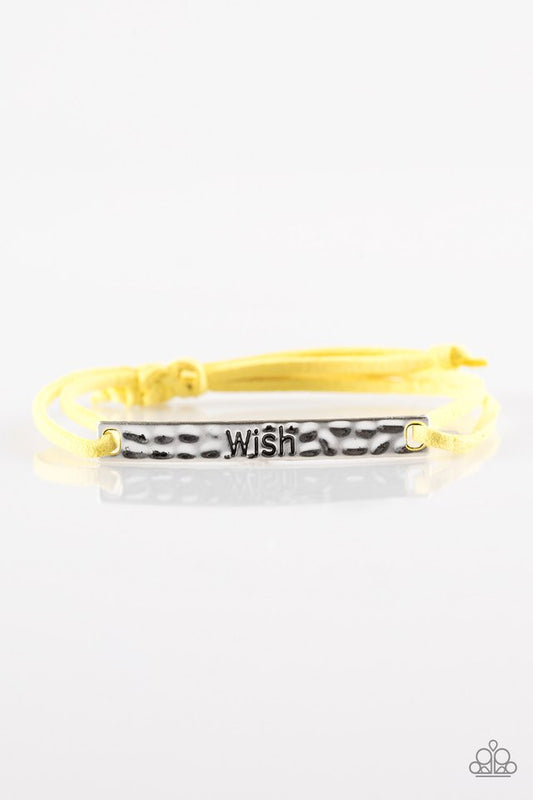 Pulsera Paparazzi ~ Ten cuidado con lo que deseas - Amarillo