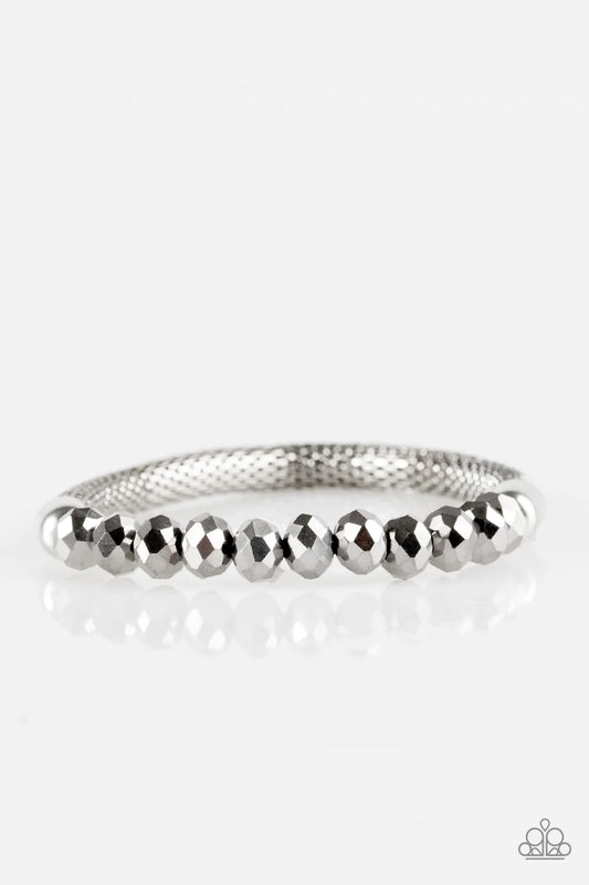 Pulsera Paparazzi ~ Glamorosamente grunge - Plata