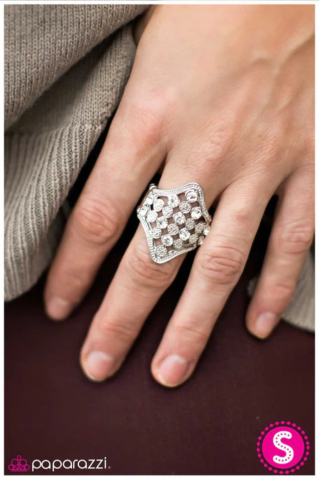 Paparazzi Ring ~ Princess Material - Silver