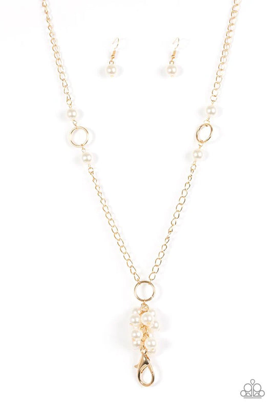 Paparazzi Necklace ~ Hit The Runway - Gold