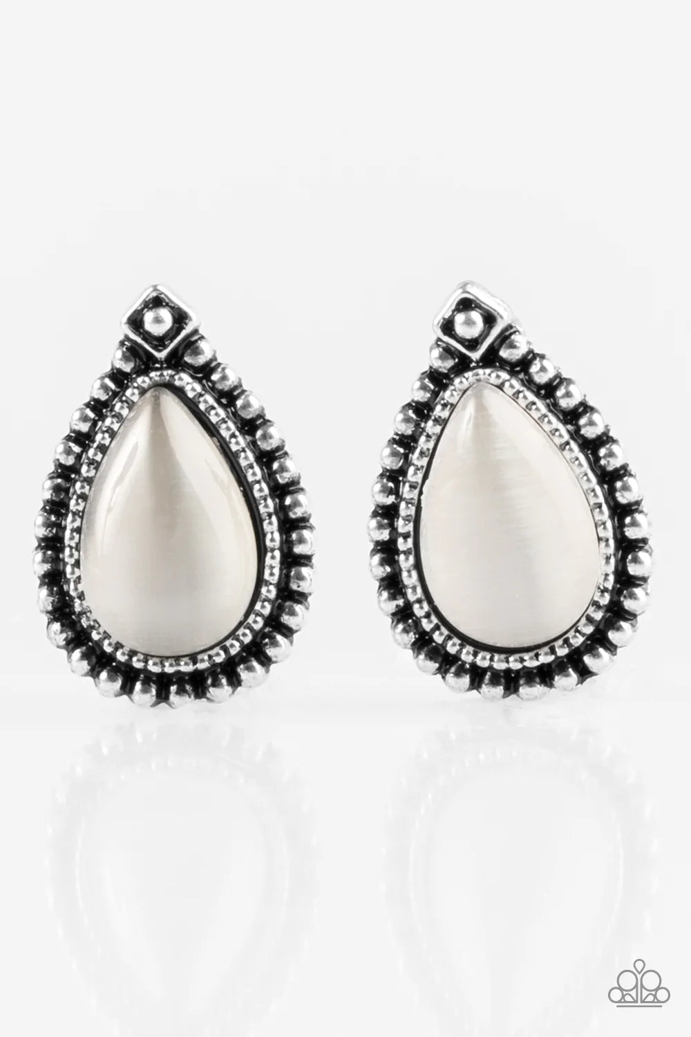 Paparazzi Earring ~ Wouldnt GLEAM Of It - White Post