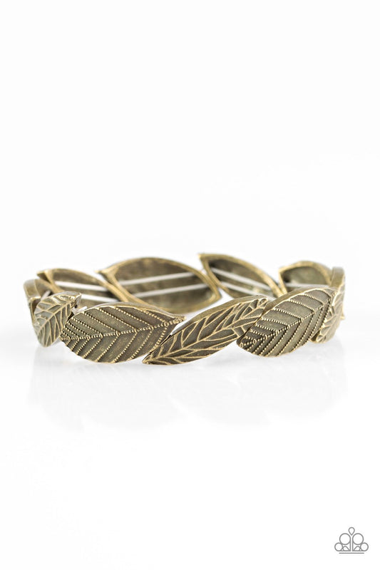 Paparazzi Bracelet ~ Popular Be-LEAF - Brass