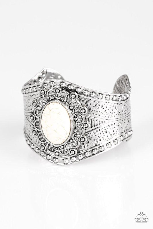 Pulsera Paparazzi ~ Mojave Majesty - Blanco