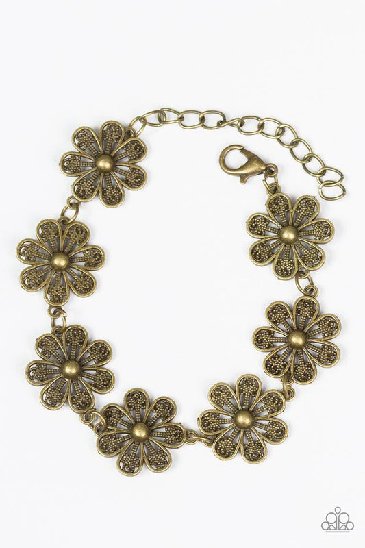 Paparazzi Bracelet ~ Pollen Count - Brass