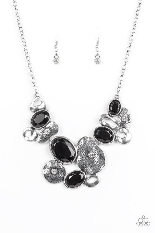 Paparazzi Necklace ~ Grotto Grandeur - Black