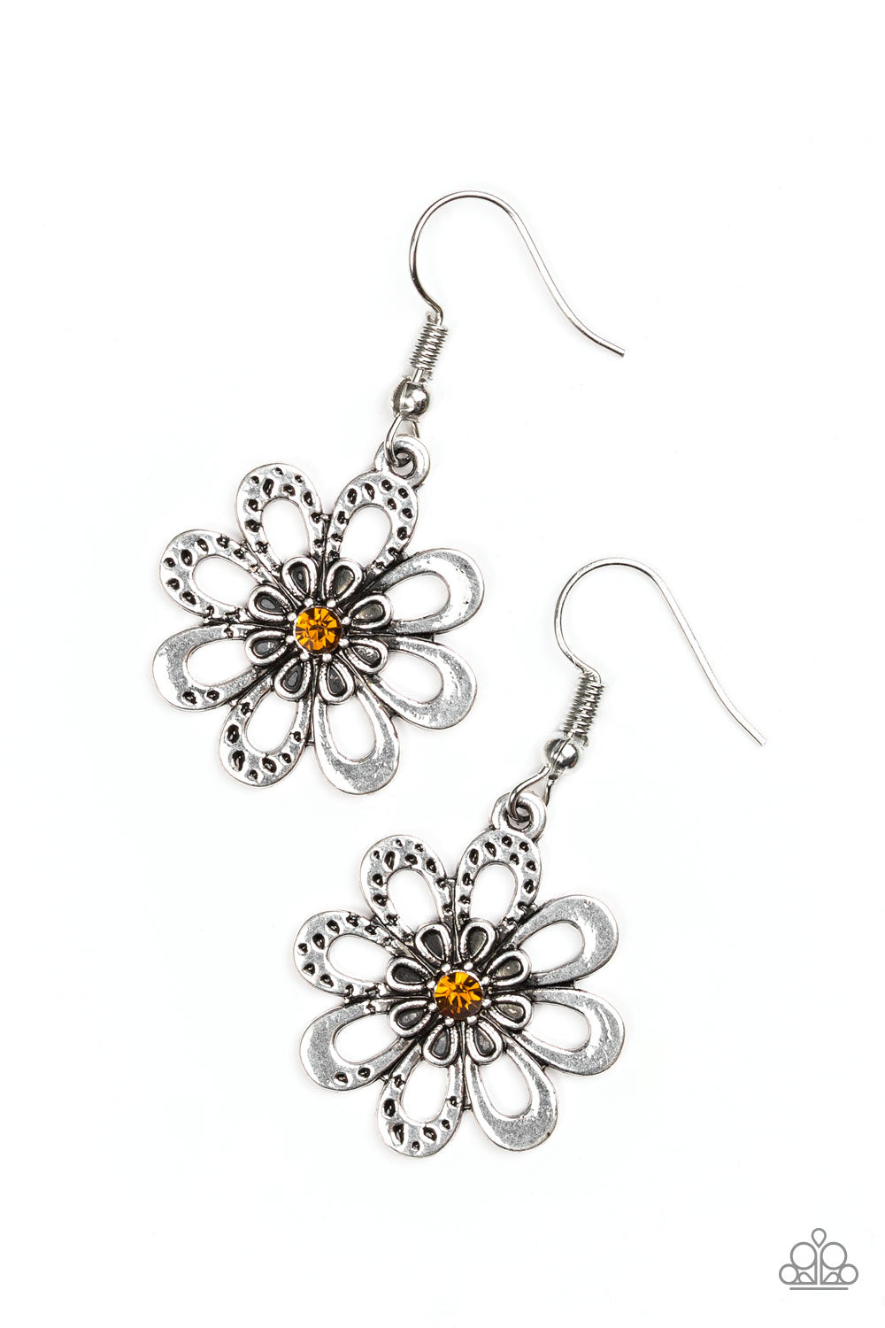 Pendiente Paparazzi ~ Floret de moda - Marrón