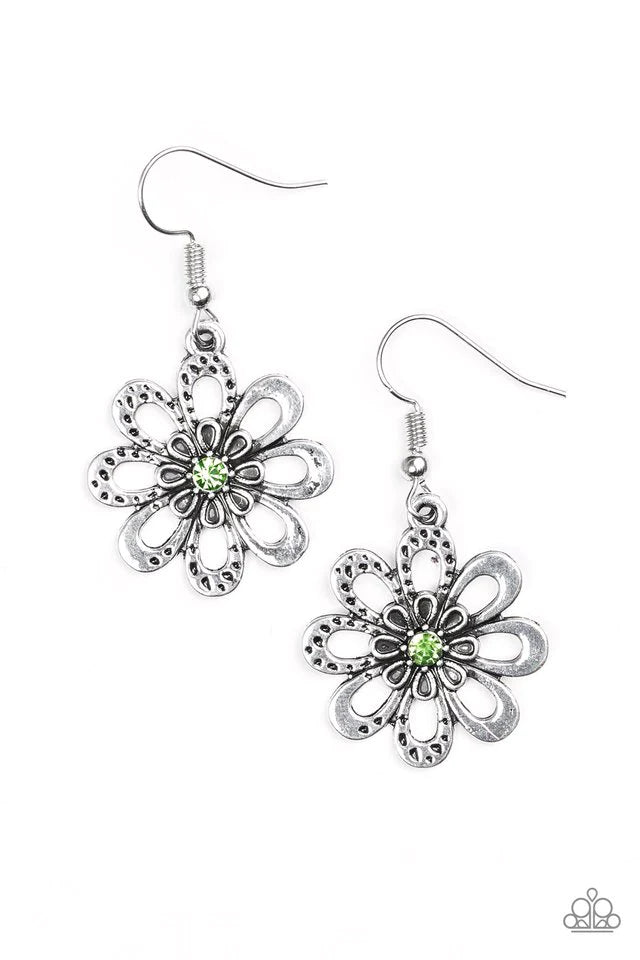 Pendiente Paparazzi ~ Floret de moda - Verde