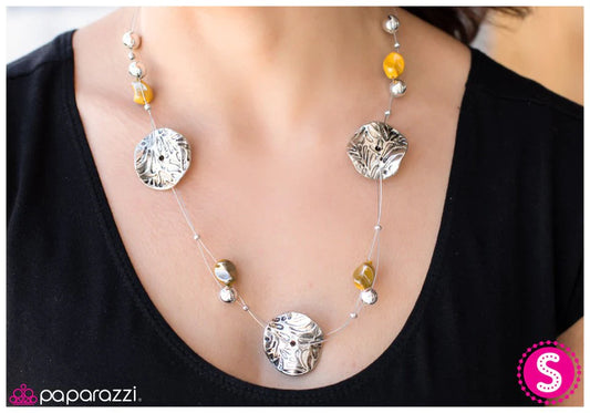 Paparazzi Necklace ~ On The Wire - Yellow