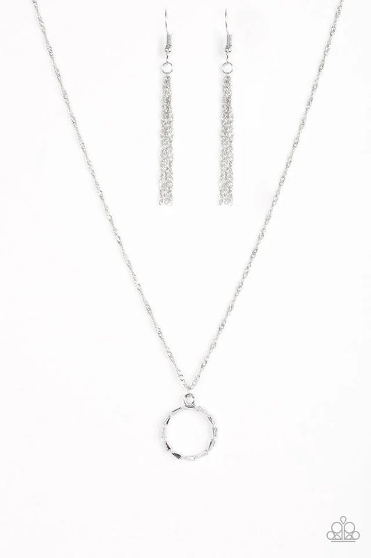 Paparazzi Necklace ~ Simply Simple - Silver