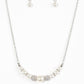 Collar Paparazzi ~ Absolutamente brillante - Blanco