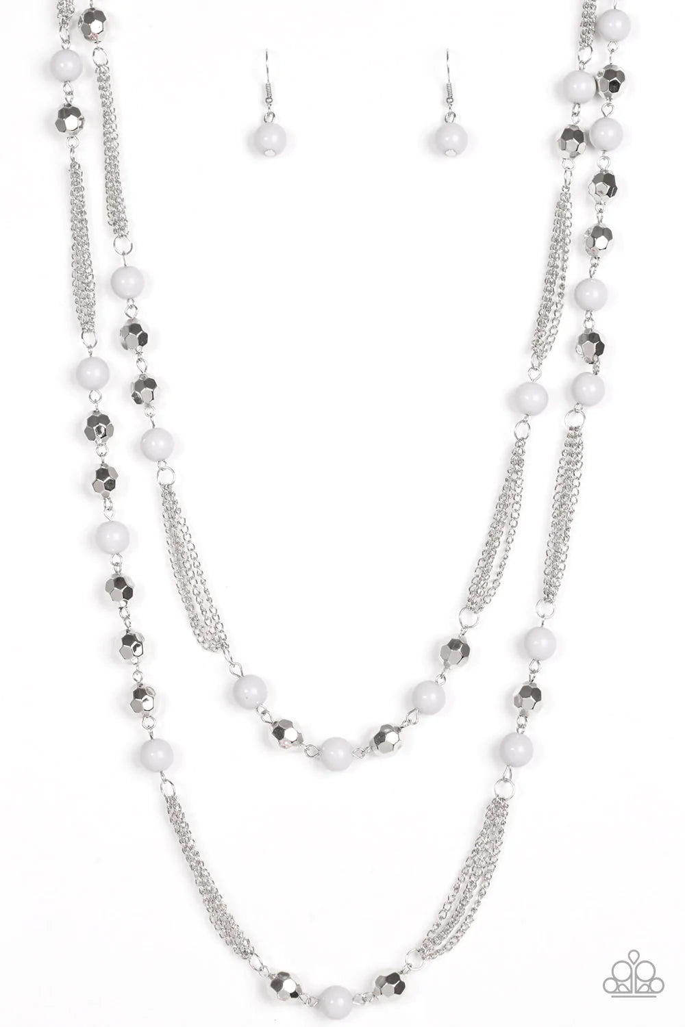 Paparazzi Necklace ~ Beautifully Bodacious - Silver