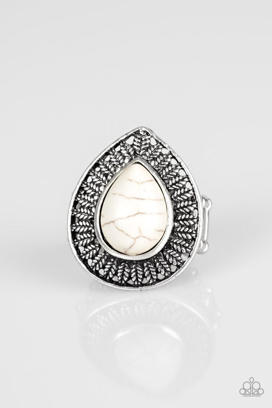 Paparazzi Ring ~ Totally Tropicana - White