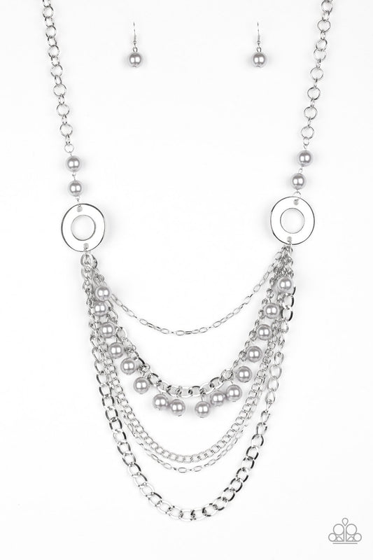 Collar Paparazzi ~ BELLES and Whistles - Plata