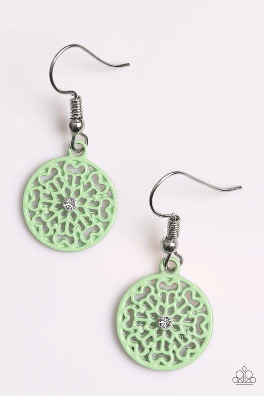 Pendiente Paparazzi ~ Coloridamente caprichosa - Verde