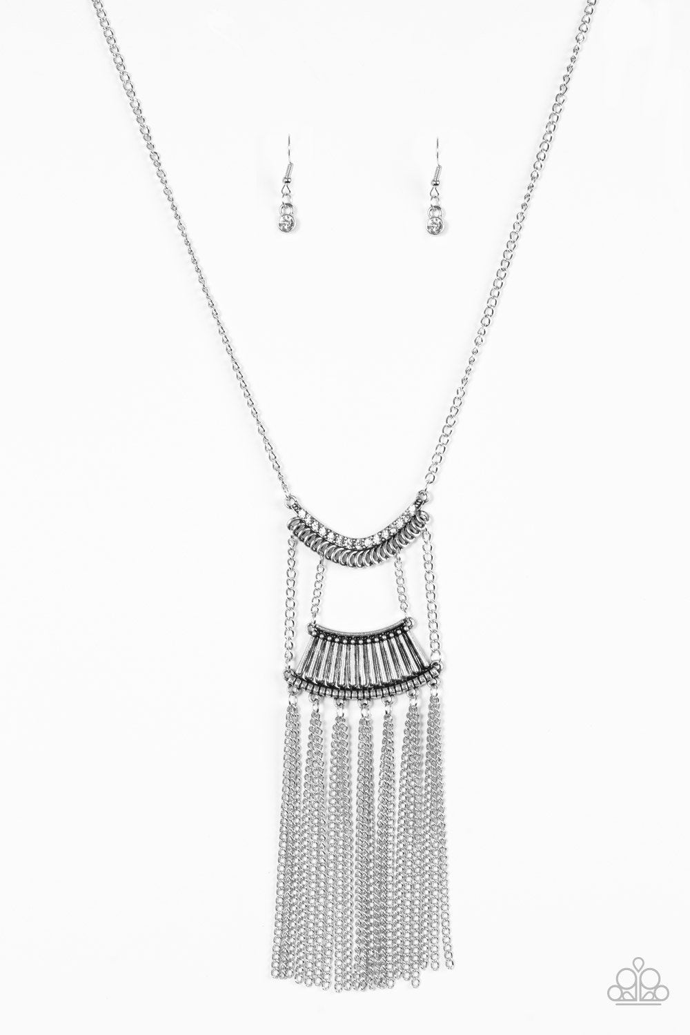 Paparazzi Necklace ~ Glam Goddess - White