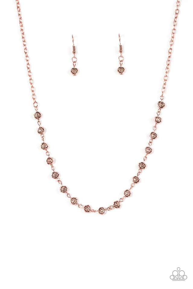 Collar Paparazzi ~ Roadside Roses - Cobre