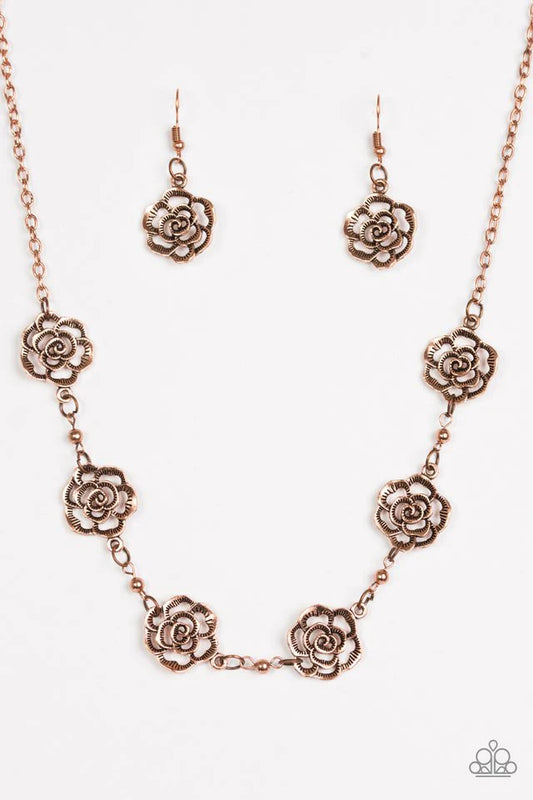 Collar Paparazzi ~ Rapture de Rosebud - Cobre