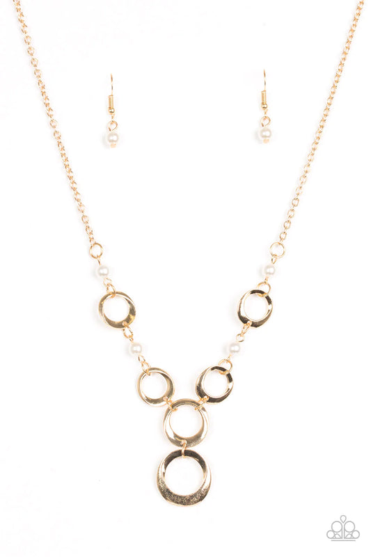 Collar Paparazzi ~ Perfectamente equilibrado - Oro