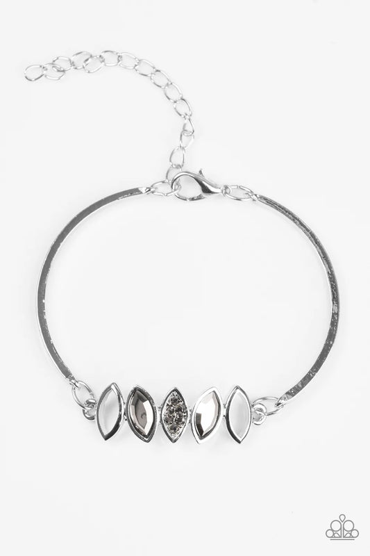 Pulsera Paparazzi ~ Money Dance - Plata