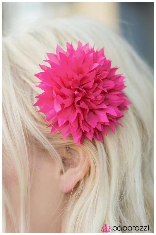 Accesorios para el cabello de Paparazzi ~ Skipped A Beat - Rosa