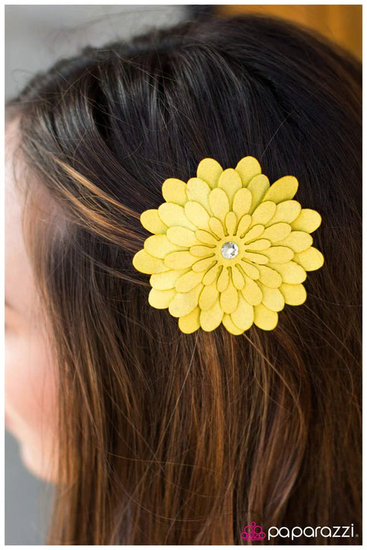 Paparazzi Hair Accessories ~ A Trick Up My Sleeve - Yellow