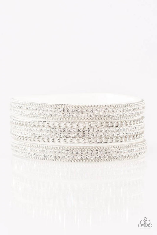 Pulsera Paparazzi ~ Dangerously Drama Queen - Blanca