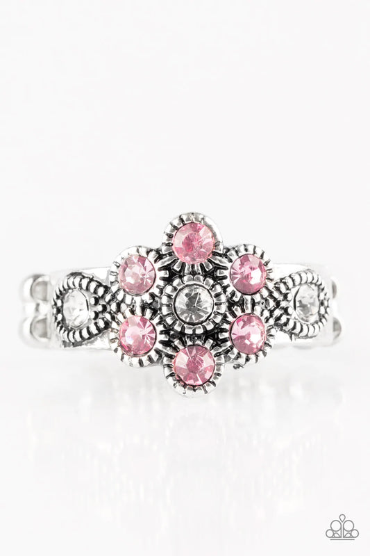 Paparazzi Ring ~ Garland Glamour - Pink