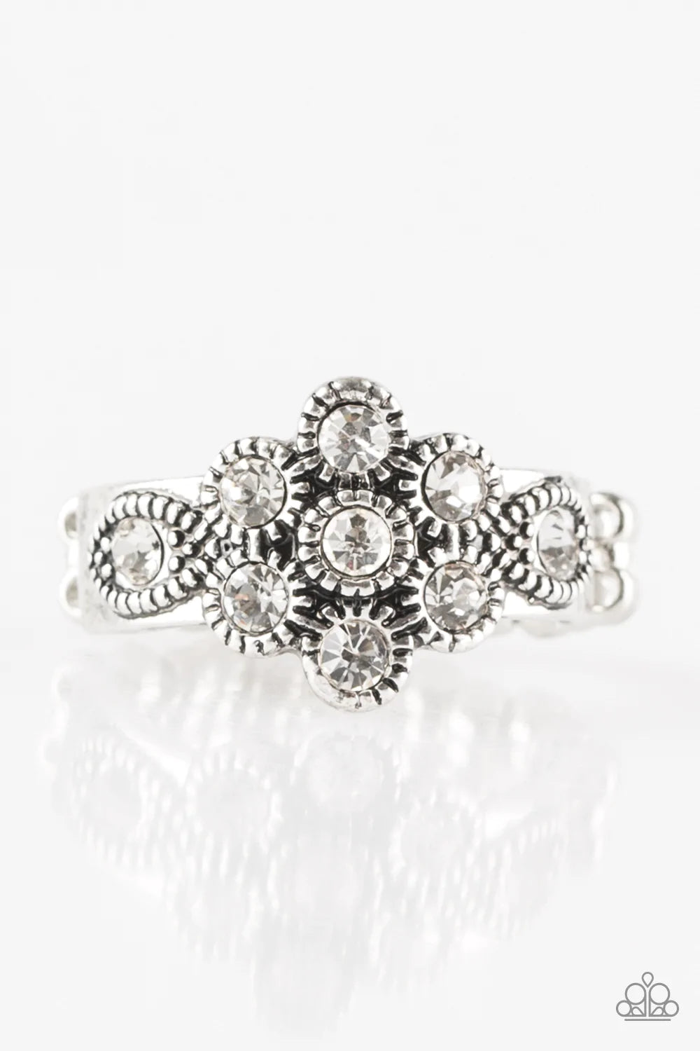 Paparazzi Ring ~ Garland Glamour - White