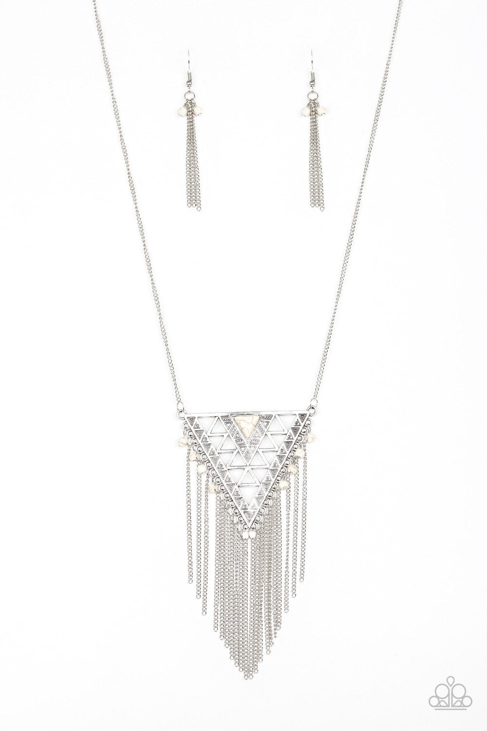 Paparazzi Necklace ~ Colorfully Colossal - White