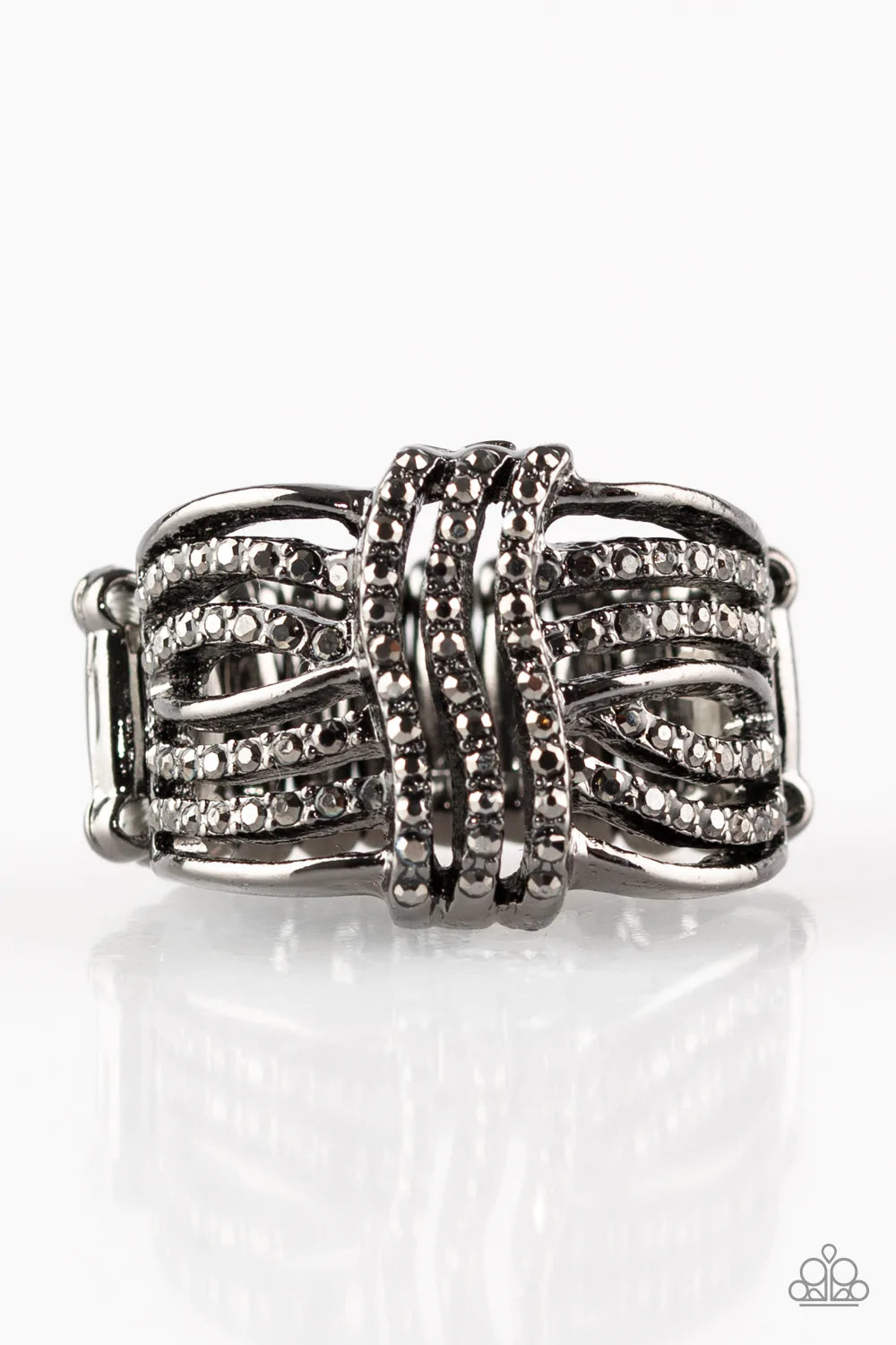 Paparazzi Ring ~ Showbiz Beauty - Black