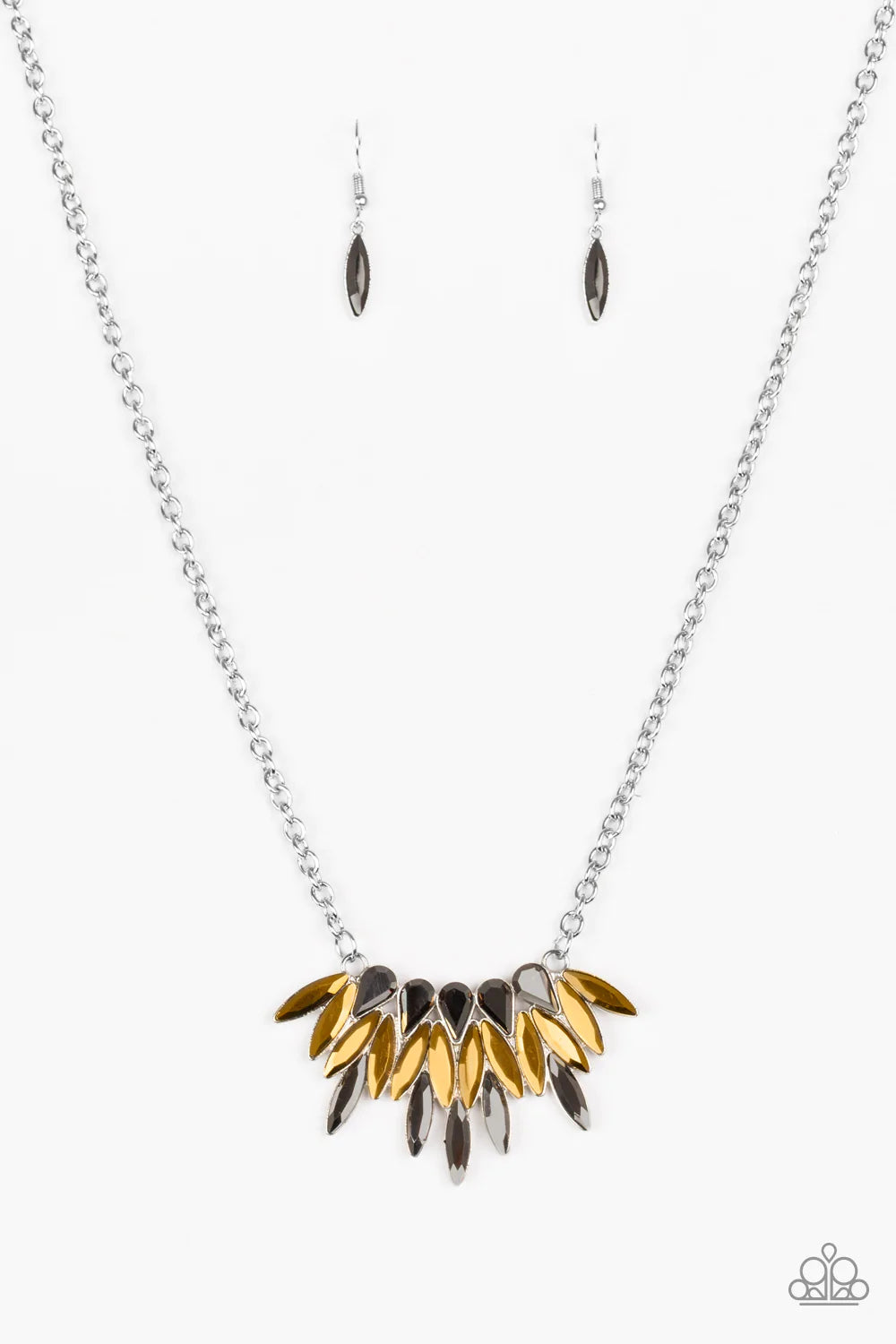 Paparazzi Necklace ~ Crown Couture - Brass