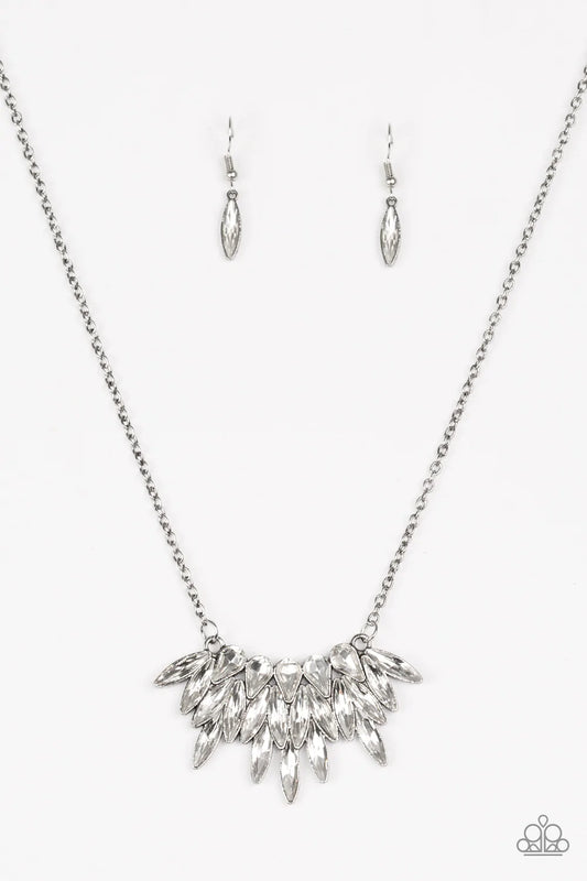 Paparazzi Necklace ~ Crowning Moment - White
