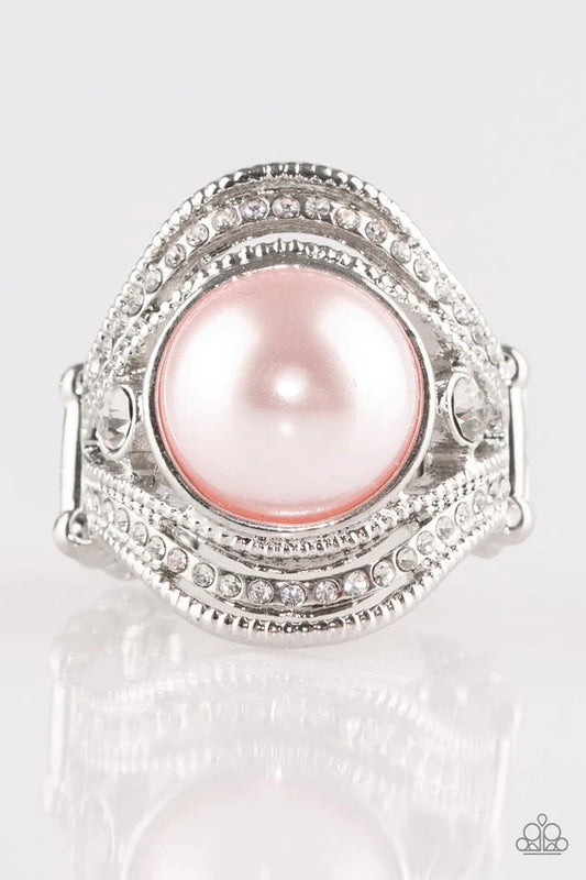 Paparazzi Ring ~ Quite Queen Mary - Pink