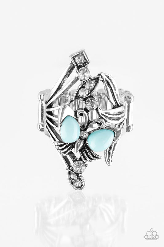 Anillo Paparazzi ~ Hermoso en Mariposas - Azul