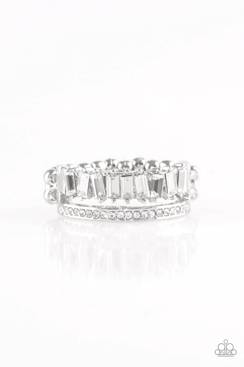 Paparazzi Ring ~ Royal Treasure Chest - White