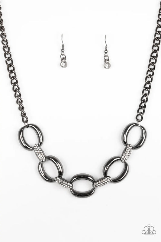 Paparazzi Necklace ~ Boss Boulevard - Black