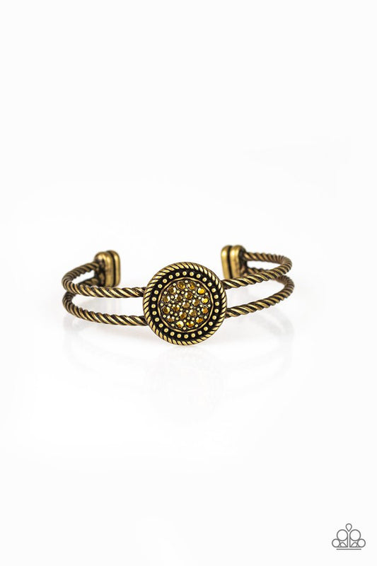 Definitely Dazzling - Brass - Paparazzi Bracelet Image