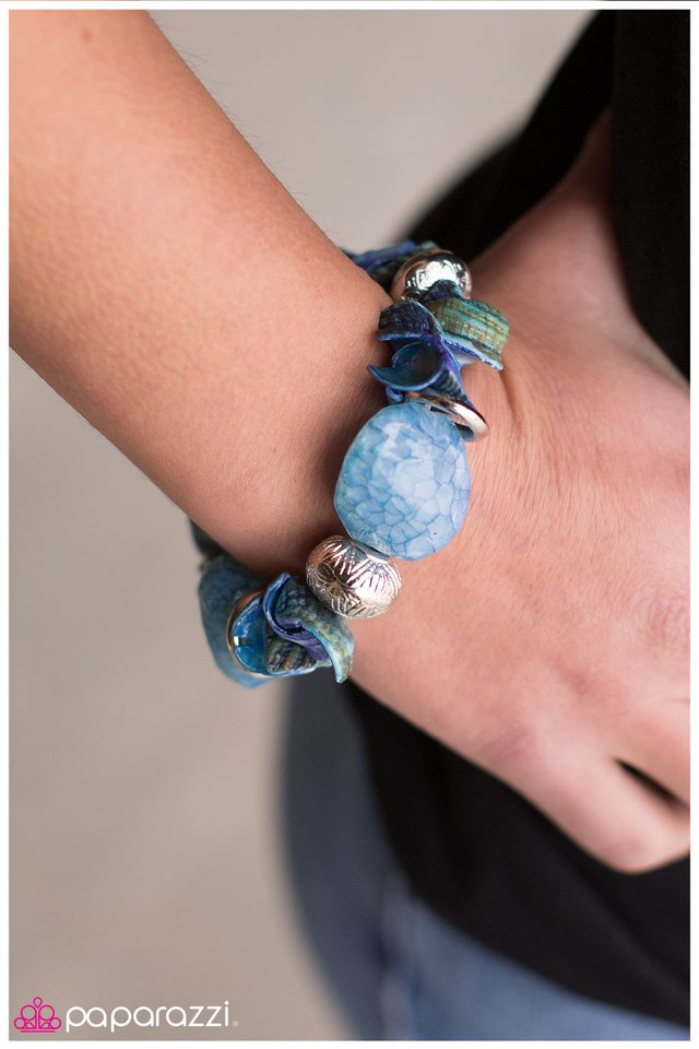 Pulsera Paparazzi ~ Shelling It Out - Azul