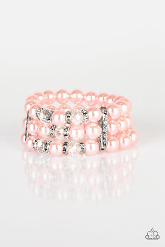 Pulsera Paparazzi ~ Indudablemente elegante - Rosa