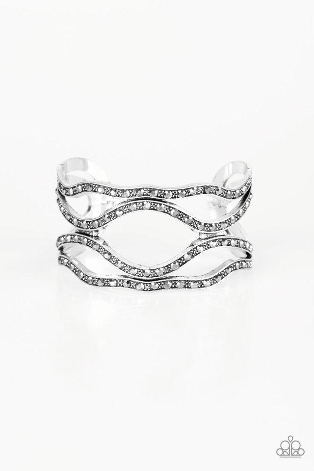 Pulsera Paparazzi ~ Dice mucho - Plata