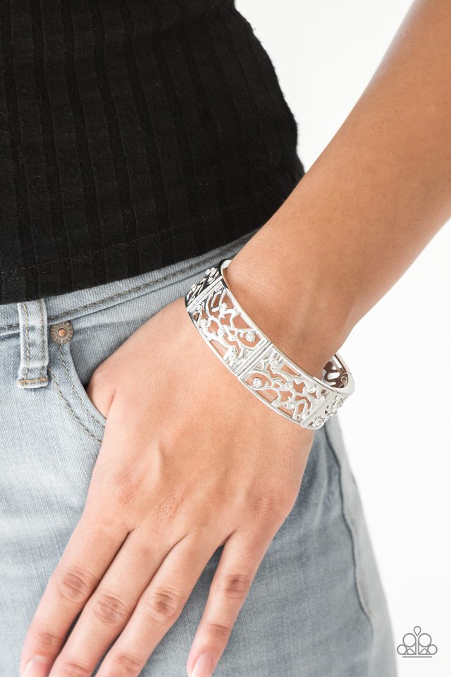 Yours and VINE - White - Paparazzi Bracelet Image