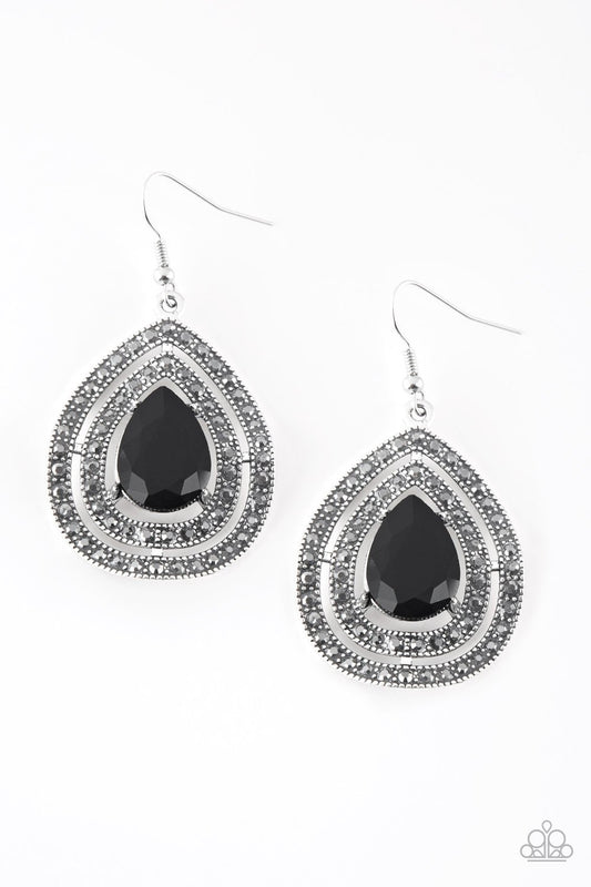 Paparazzi Earring ~ Royal Squad - Black