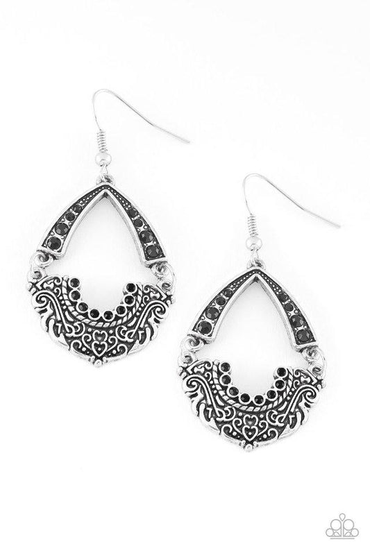 Paparazzi Earring ~ Royal Engagement - Black