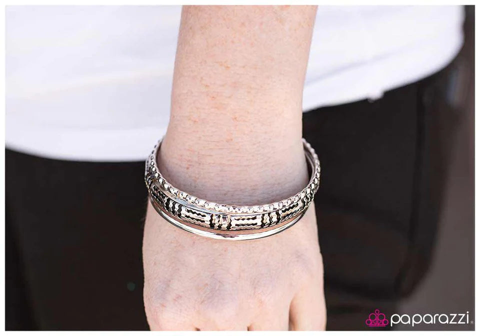 Paparazzi Bracelet ~ Catch the Wave - Silver